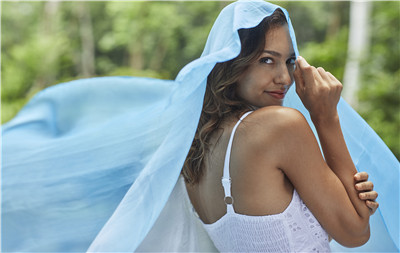 新型防火板材——品擇金屬木飾面板詳解