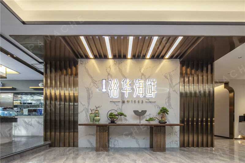 金屬板為什么能在眾多飾面板中脫穎而出