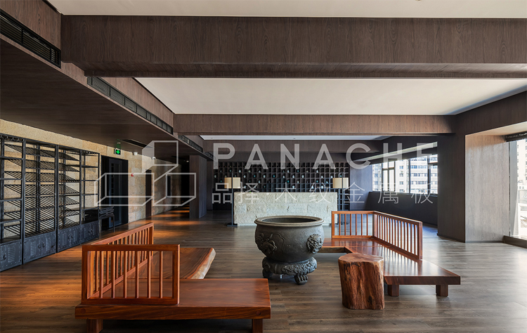 萬怡新華酒店金屬木飾面展示