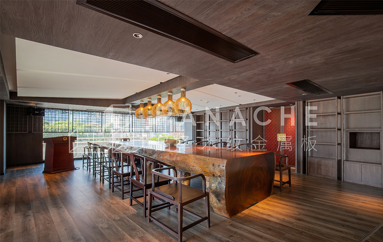 萬怡新華酒店金屬木飾面展示圖 萬怡新華酒店金屬木飾面展示圖